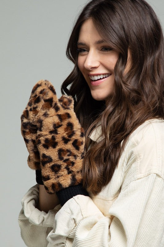 Animal Print Faux Fur Mitten