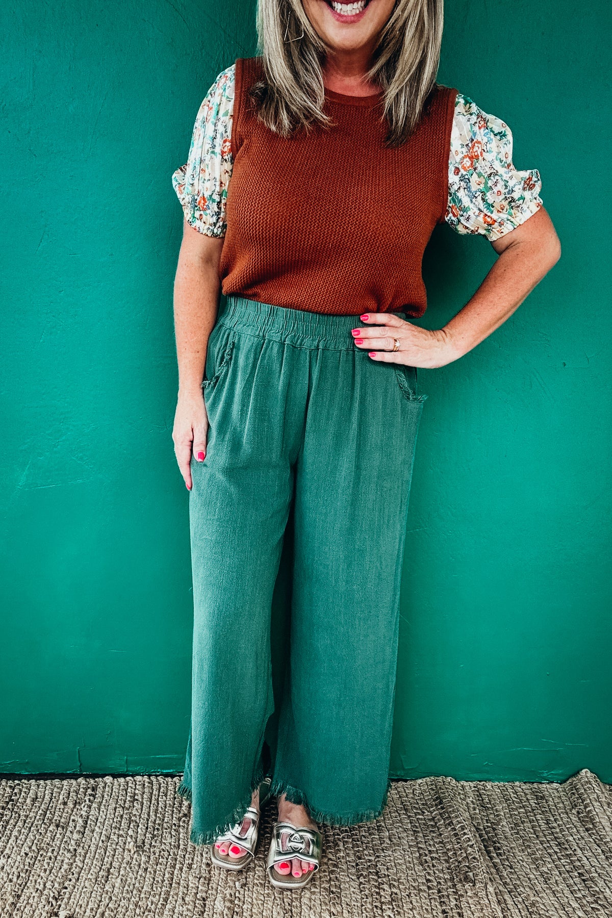 Tabitha Wide Leg Cropped Linen Pants in Palm Green