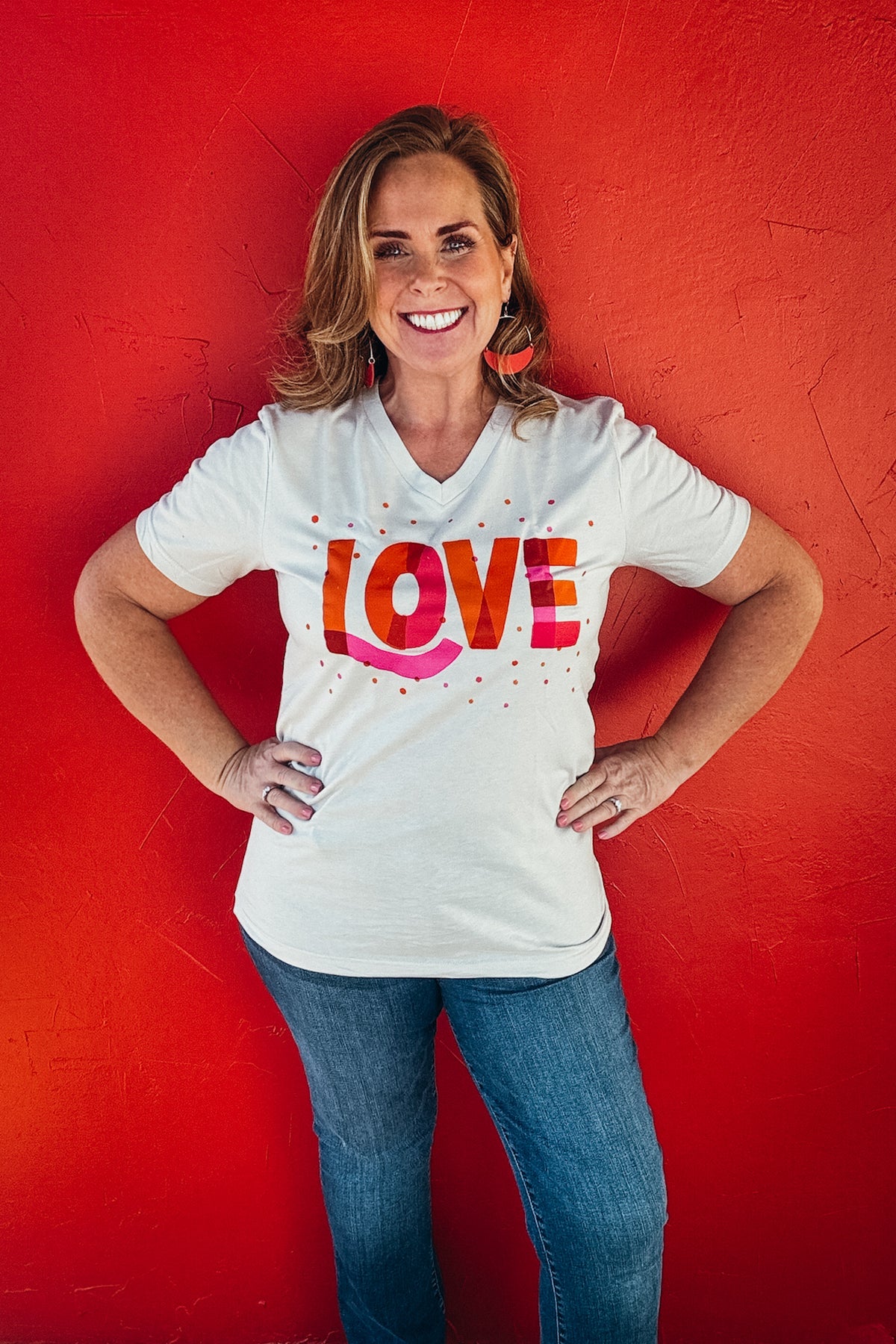 LOVE dots Graphic Tee