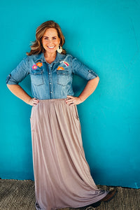 The Perfect Pocketed Maxi Skirt - Mocha